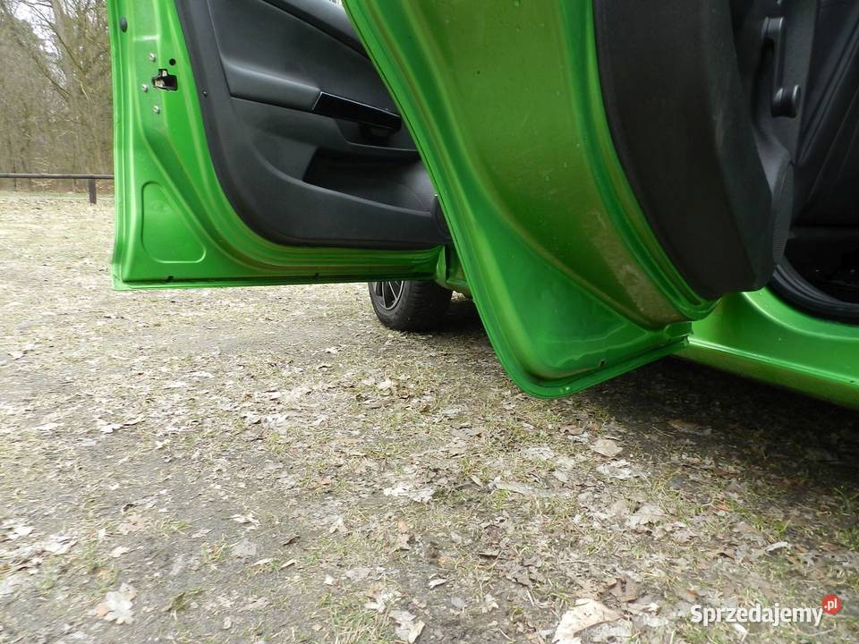 Opel Corsa D benzyna 14 100 5drzwi klima Livt Hatchback Puszczykowo