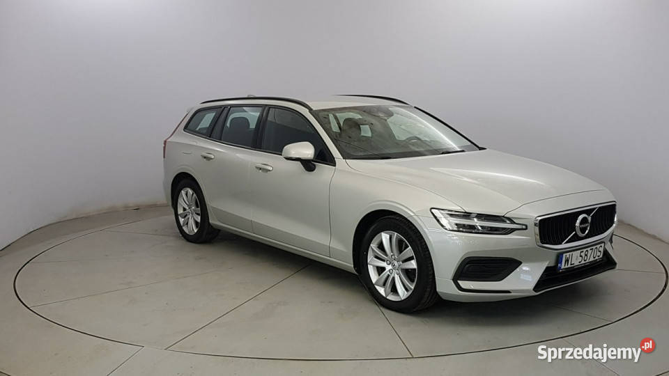 Volvo V60 B4 D Momentum aut Z Polskiego Salonu sprzedam