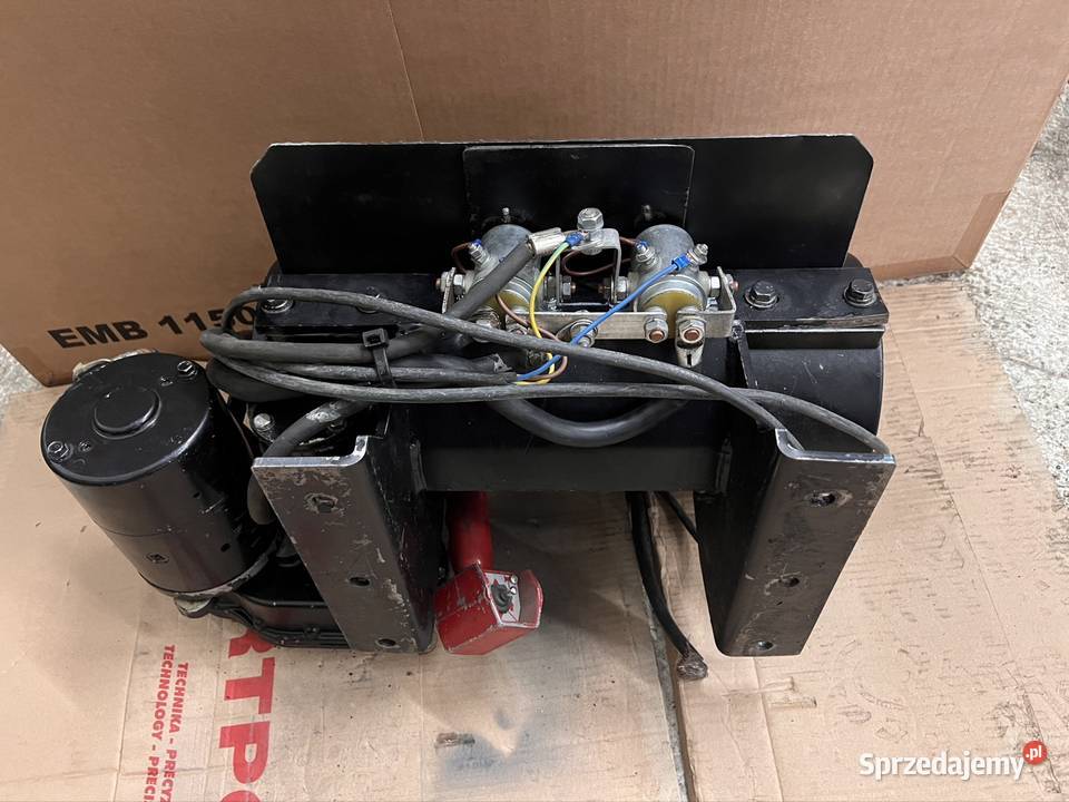 Wyciągarka samochodowa CEV 12V Kielce