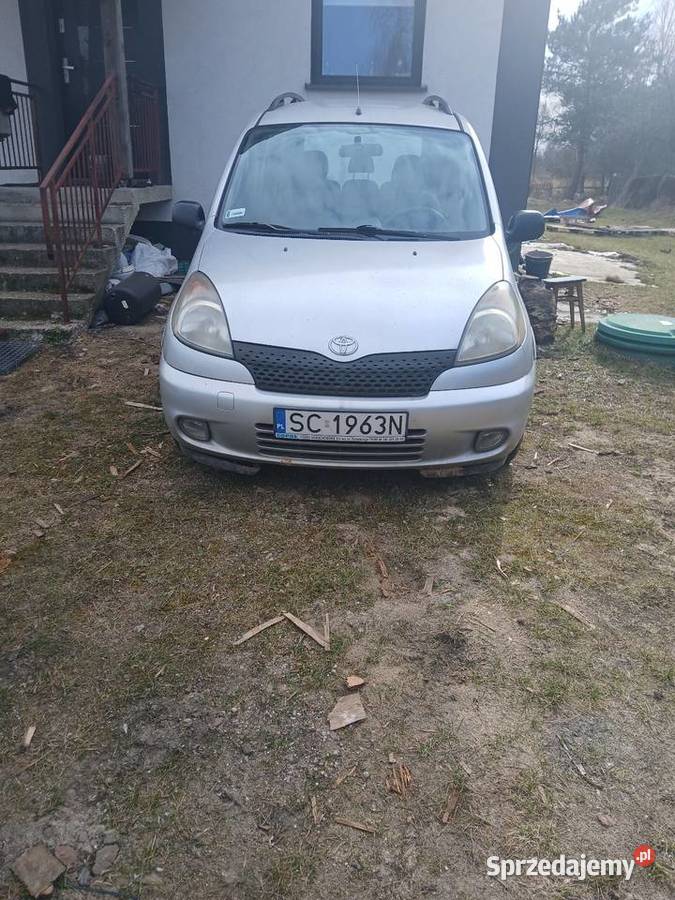 Toyota Yaris Verso 13 benzyna klima poduszka powietrzna
