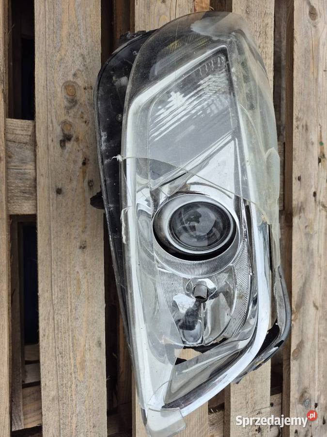 Lampa bixenon opel insignia 20 cdti do mazowieckie Korytów