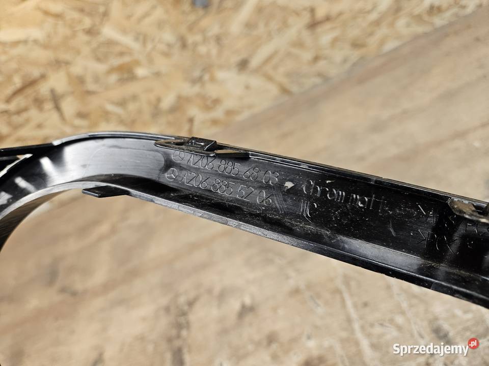 MERCEDES CKLASA W206 KRATKA PRAWA ZDERZAKA PRZÓD Atrapy Międzychód