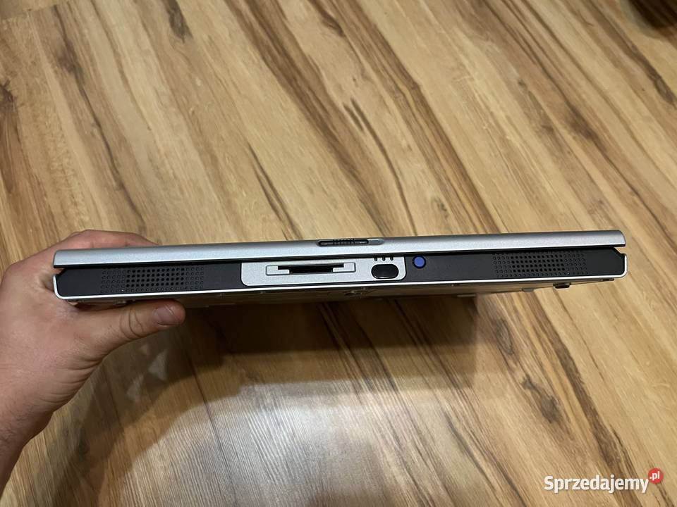 Stary laptop Maxdata Pro 6100X Brzana