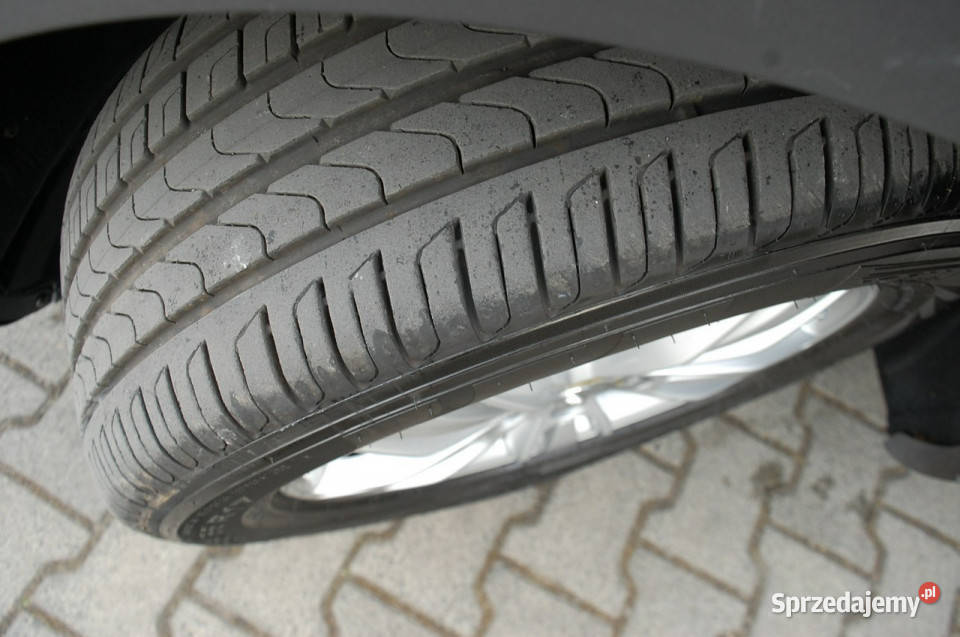 Audi Q3 QuattroAutomat I 20112018 światła przeciwmgielne Dębica