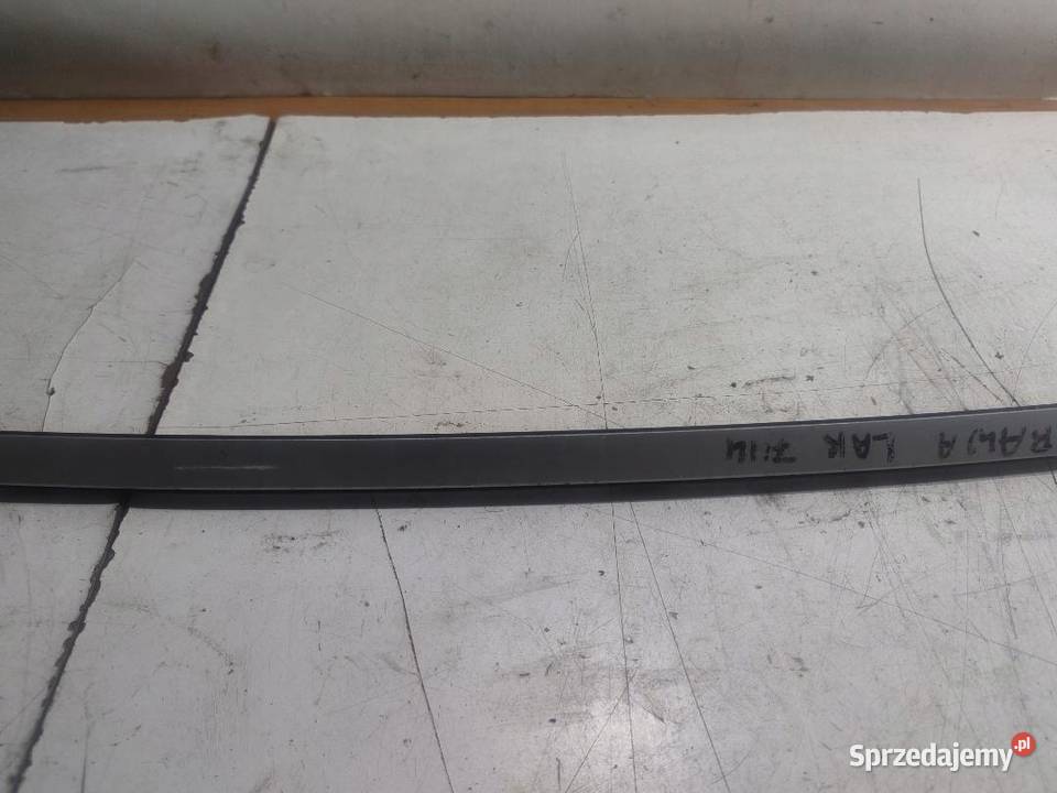 LISTWA DACHOWA PRAWA MERCEDES W209 744