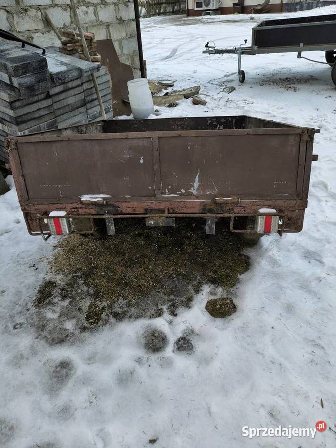 Przyczepka samochodowa bez prawa do rejestracji Dąbrówki