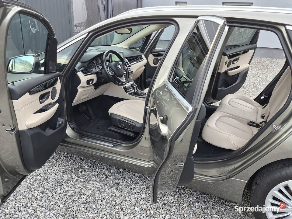 Bmw 218d 150Activ tourerLuxury line przyciemniane szyby Ostrowiec Świętokrzyski