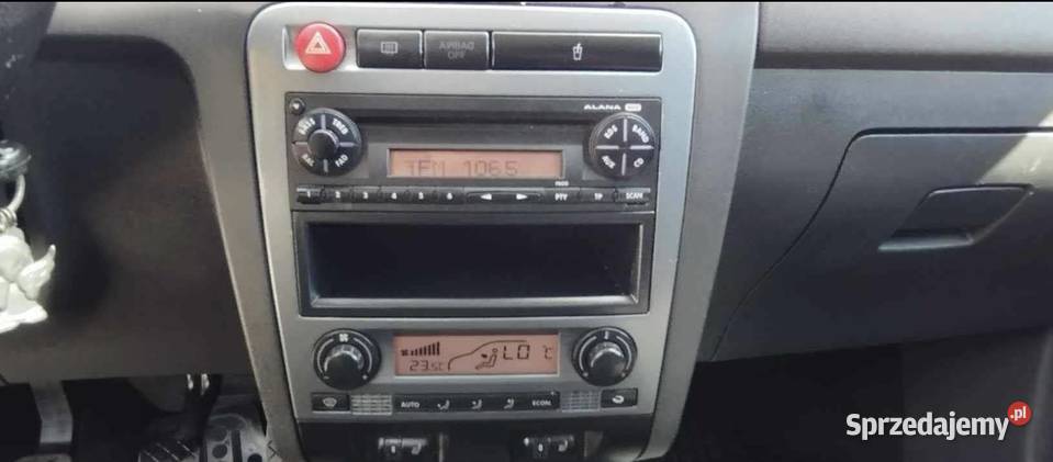 SEAT IBIZA SPORT 14 16V 100 benzyna manualna Ibiza Oleśnica sprzedam