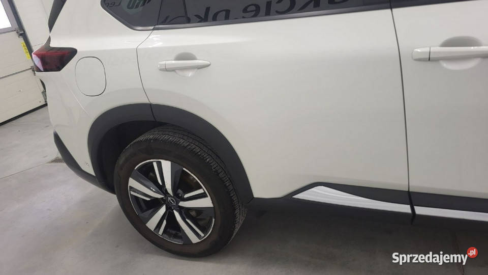 Nissan XTrail 15 VCT ePOWER Tekna e4ORCE IV 2021 benzyna Grójec