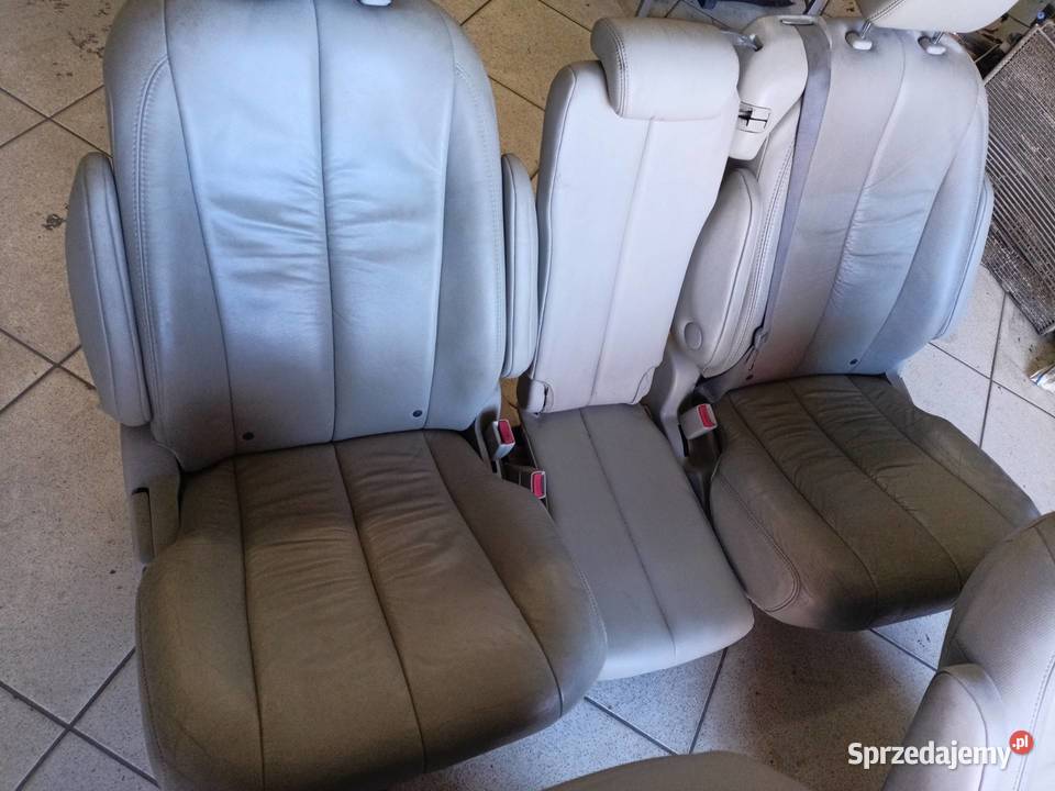 Fotele Kanapa Komplet Toyota Sienna 3 2011 Wasilków