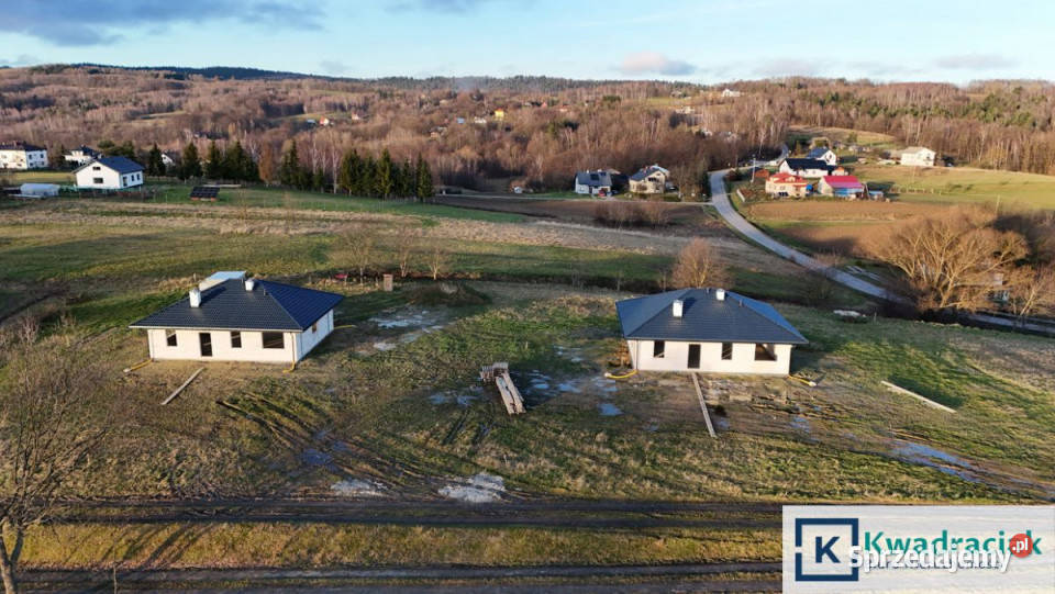 Dom wolnostojący 1048m2 Kombornia Sośnina