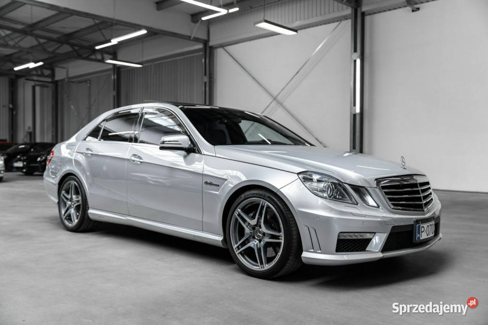 Mercedes E 63 AMG 62 V8 525 Performance komputer pokładowy Mercedes-Benz Węgrzce