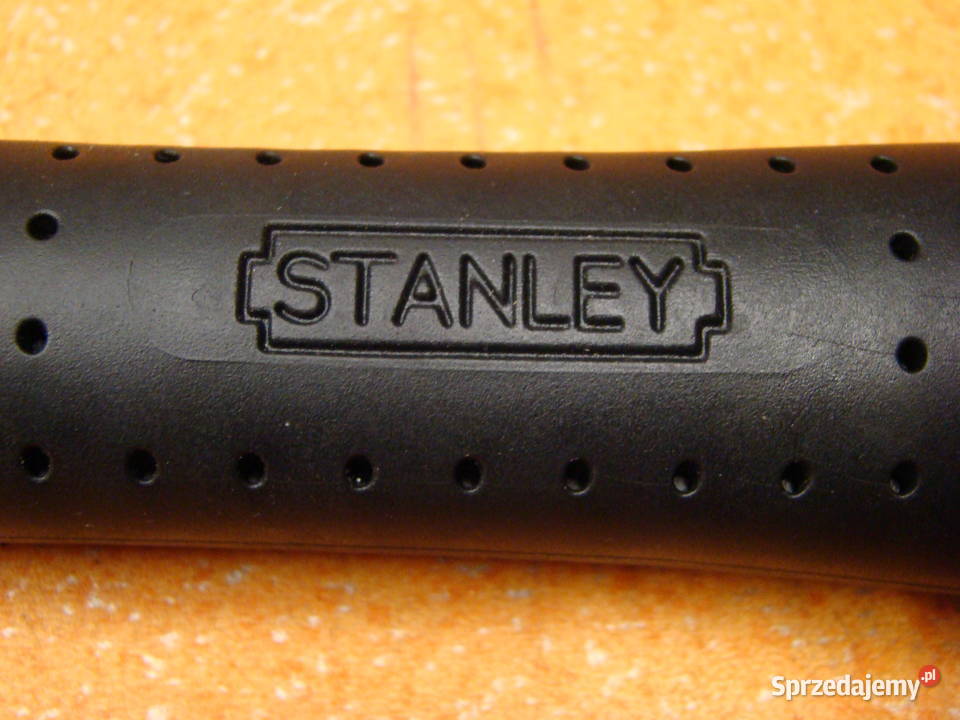Młotek ciesielski BLUE STRIKE STANLEY Ref 151489
