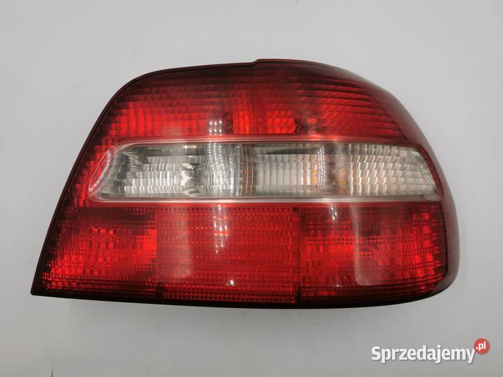 Lampa Prawy Tył Tylna Prawa Volvo S40 Sedan Lift Wyszków