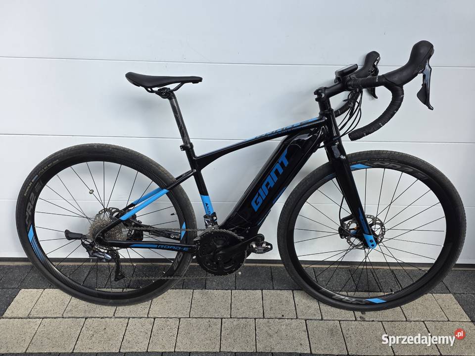 Rower gravel elektryczny GIANT ROAD E 500Wh 2x11 Jelenia Góra
