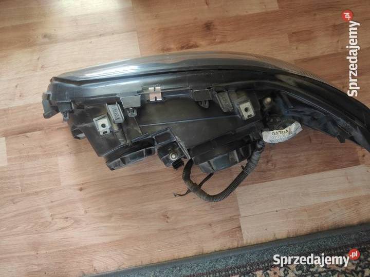 Volvo S60 Lampy xenon osobowe Lampy przednie Lublin