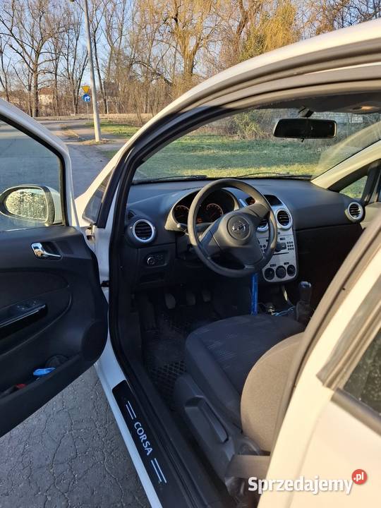 Opel Corsa D światła do jazdy dziennej Czeladź