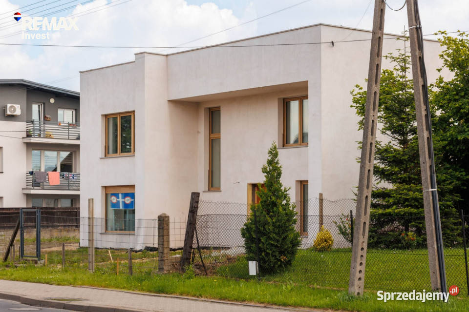 2lokalowy budynek z ogródkiem Kęty