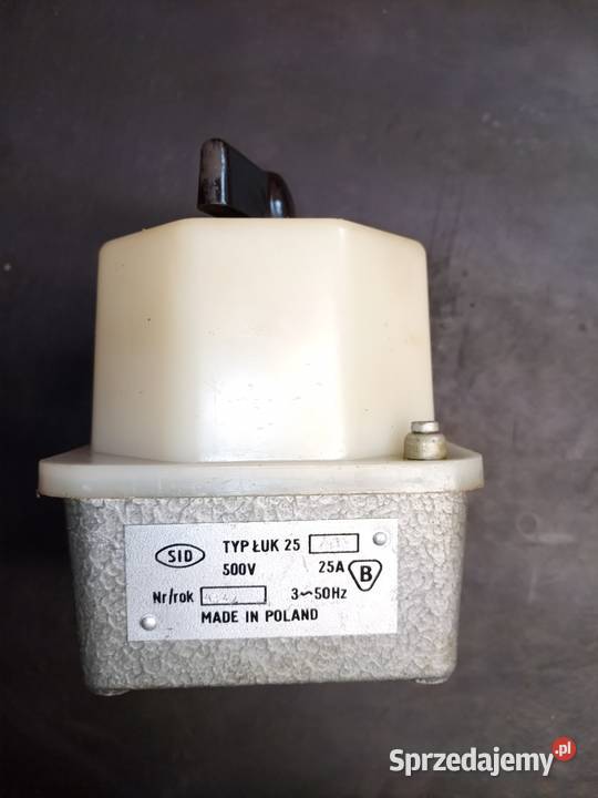 Przełącznik 25A trójkąt gwiazda Stalowa Wola