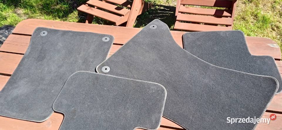 Dywaniki samochodowe welurowe do audi A4 Imielin