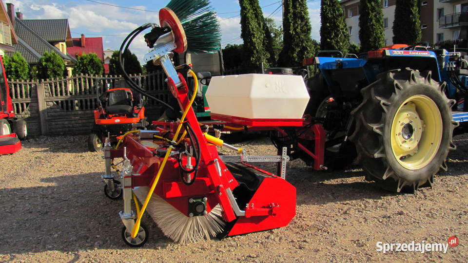 Zamiatarka walcowa z koszem 6001500 Kubota sprzedam