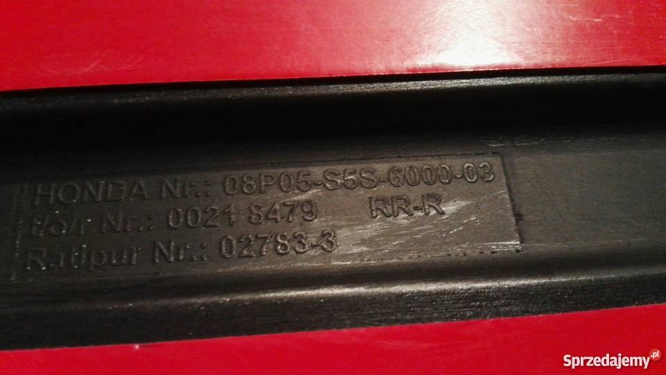 HONDA CIVIC VII 0106 PRAWA LISTWA DRZWI TYŁ