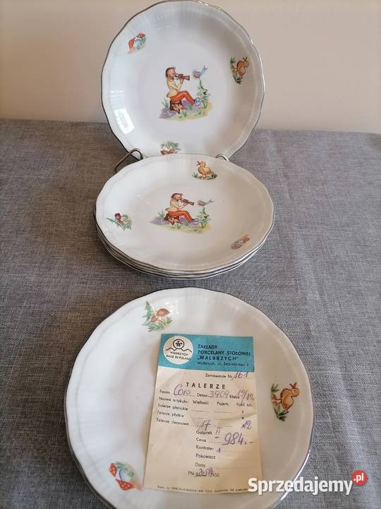 Pięć talerzy Dziecięcych krasnal PRL