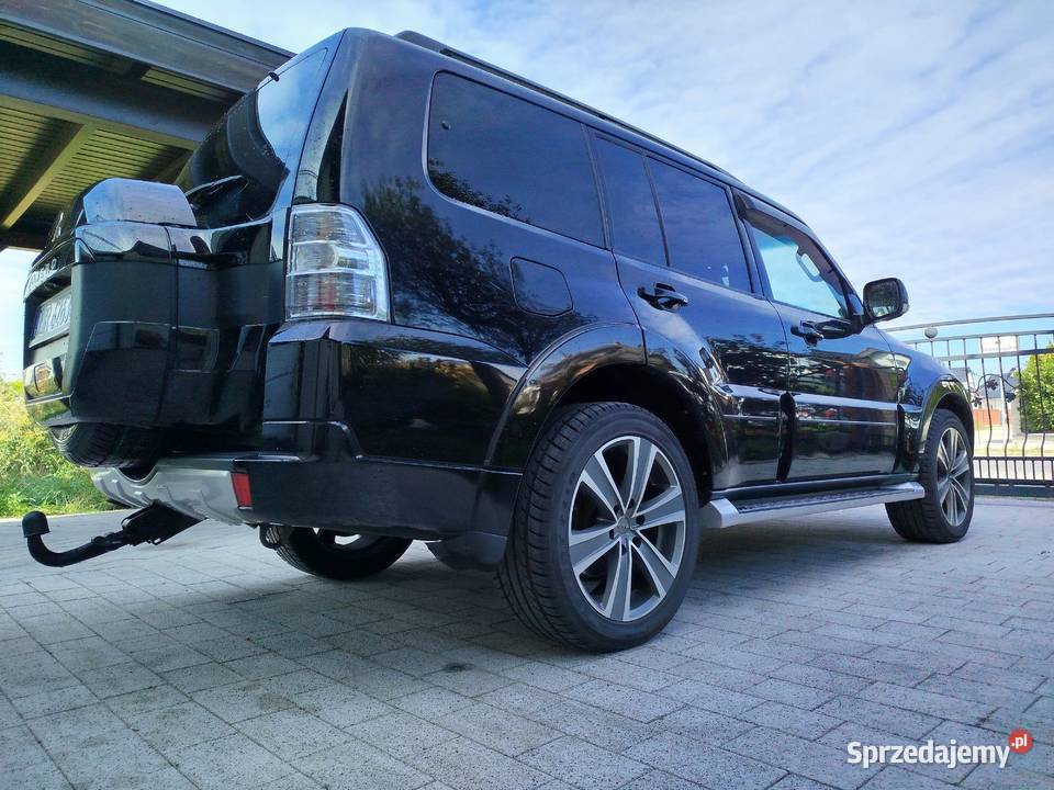 Mitsubishi Pajerojasne skóryFaktura VAT