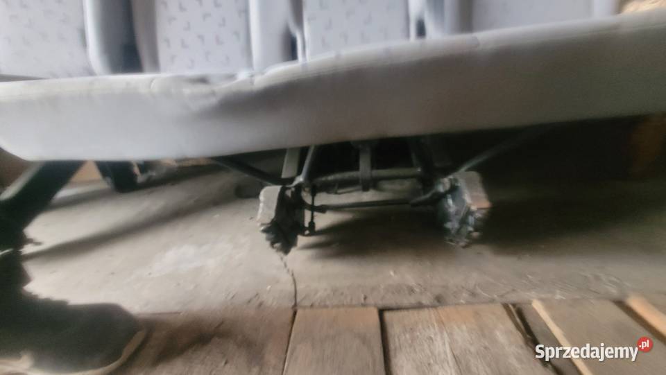Sprzedam drugi i trzeci rzad foteli wolsvagen t5 Dąbrowa Górnicza sprzedam