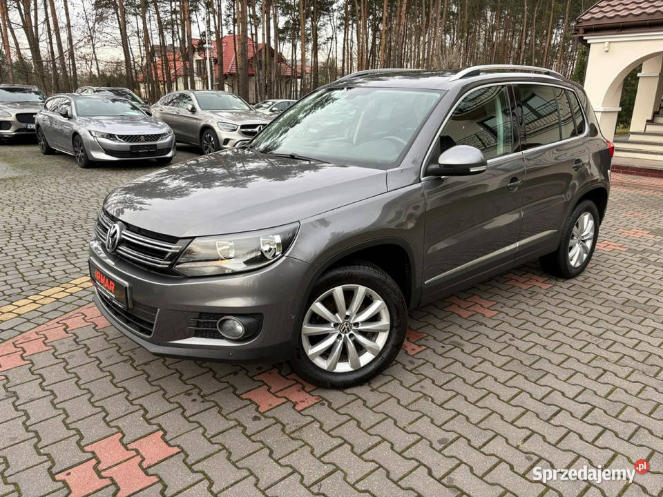 Volkswagen Tiguan Kamera cofania Alcantara