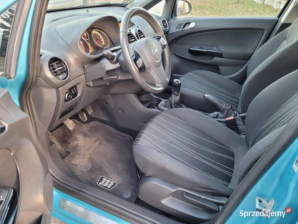 Opel Corsa D 14 benzyna 90 2010r IGŁA łódzkie Tomaszów Mazowiecki