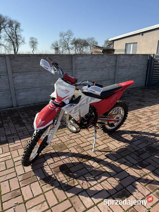 250cc 2T 32 RATY 10 x 1700ASIX XR99 Transport łódzkie
