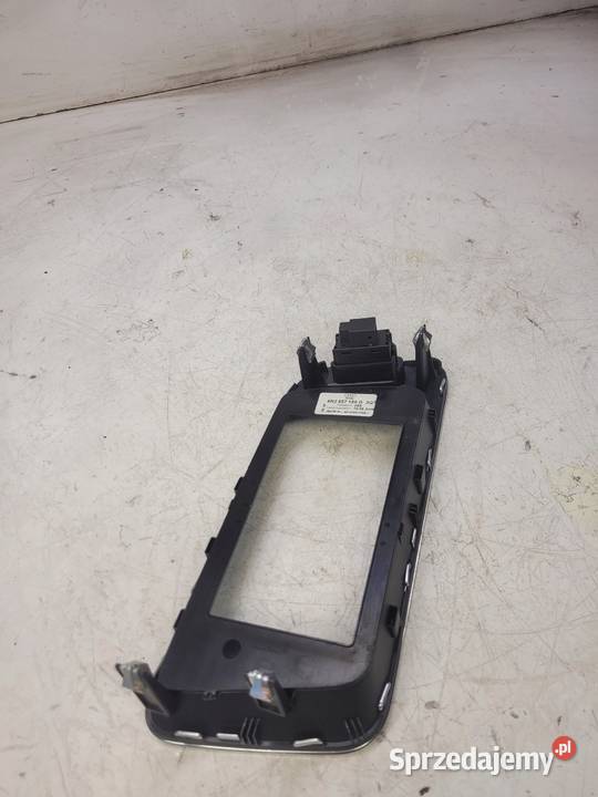 RAMKA OBUDOWA LICZNIKA AUDI Q5 8R 8R2857186G UK osobowe Przystajń