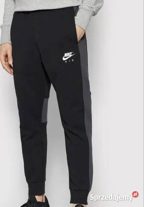 Komplet Nike męski nowy z metkami sprzedam