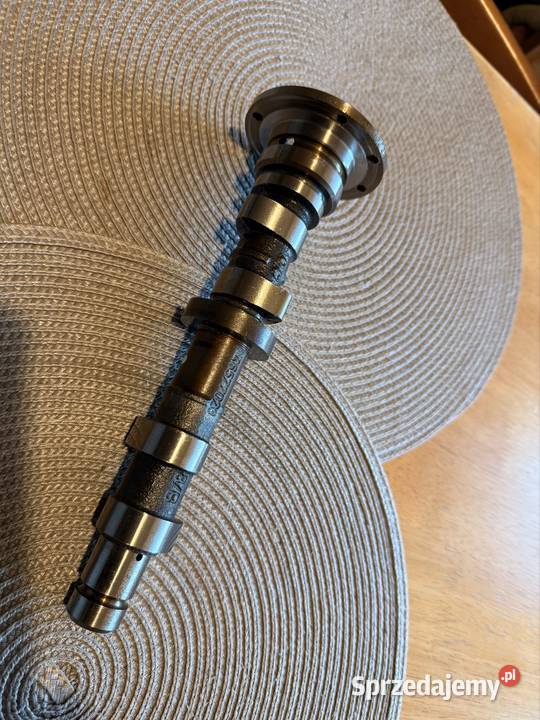 Nowy oryginalny wałek rozrządu PRL Fiat 126P Człuchów