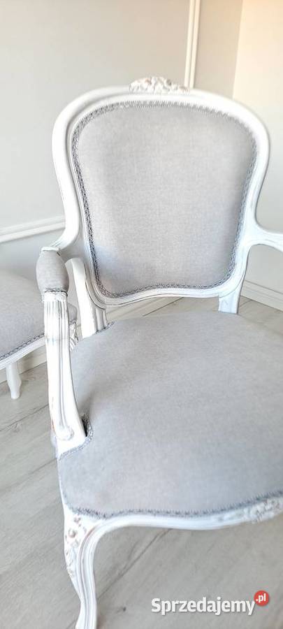 Stylowy fotel pufa Ludwik Ludwikowski Shabby Fotele