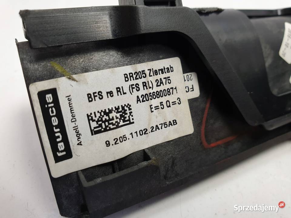 Mercedes A205 W205 DEKOR LISTWA KONSOLI