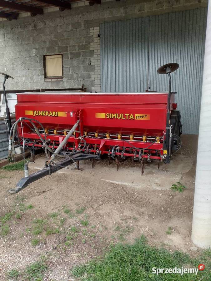 Sprzęt rolniczy kombajny pługi siewniki ciągniki