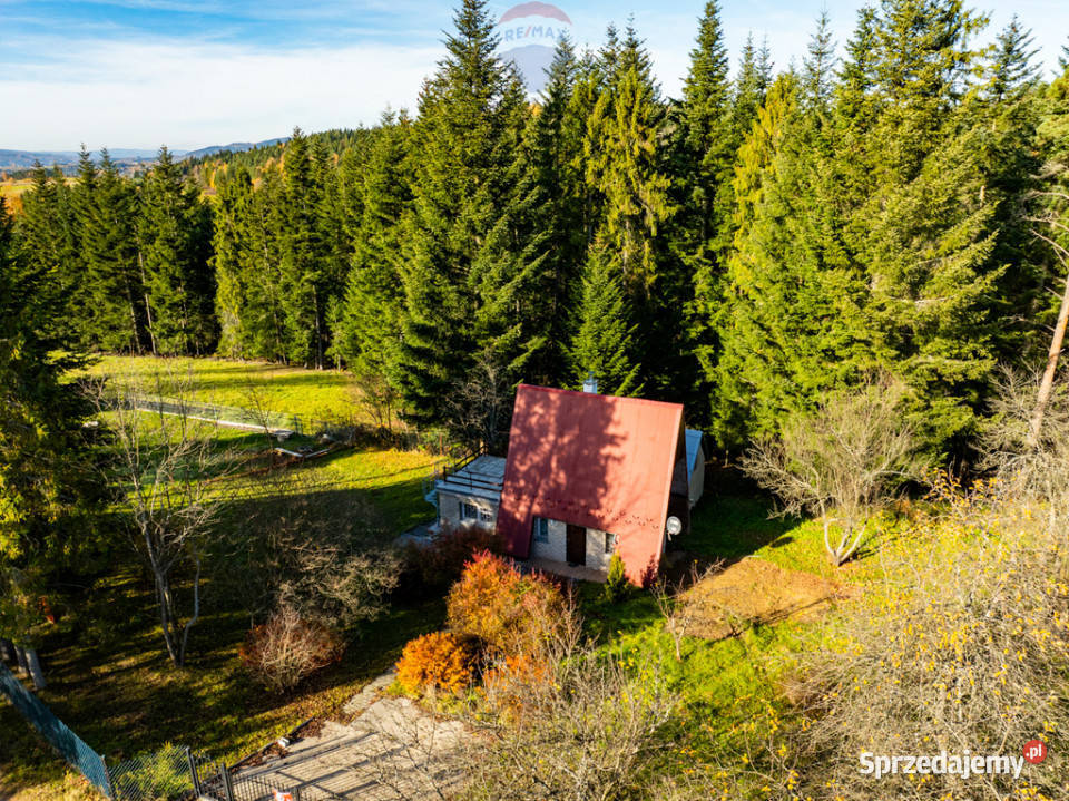 Działka budowlana z domem letniskowym Skawa