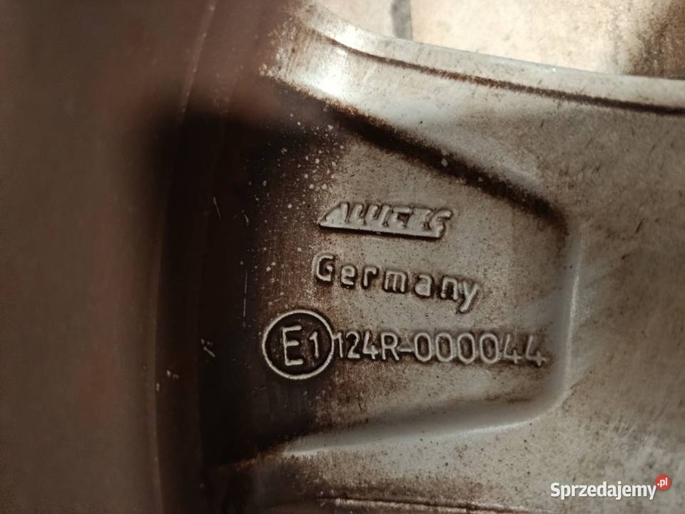 Felgi BMW5 24550R18 opony zima Dunlop 2023 zachodniopomorskie