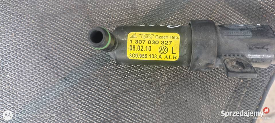 Spryskiwacze dysza Xenon Passat B6 komplet