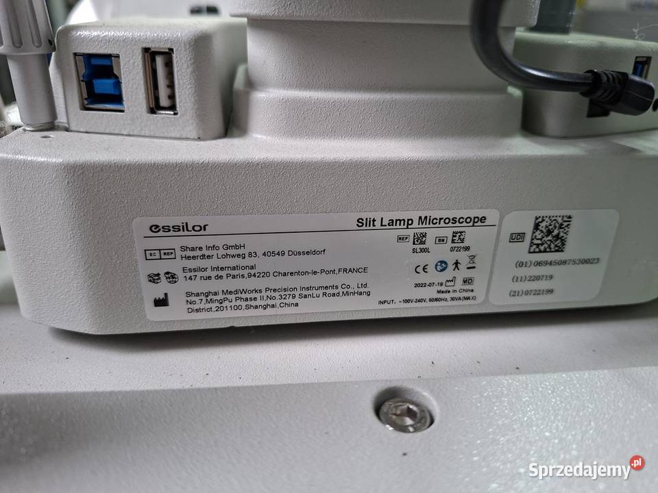 Foropter ESSILOR VISION R800 z wyposażeniem 8640