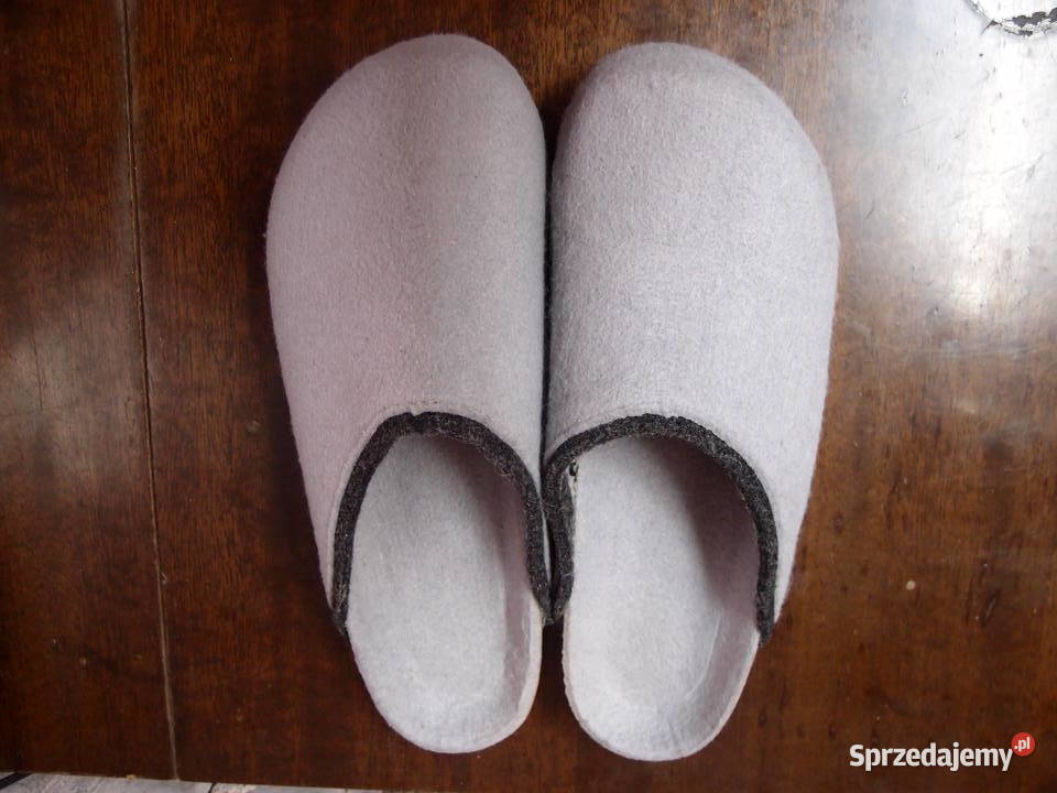 kapcie filcowe na grubej podeszwie 44 wkładka 27 Łódź sprzedam