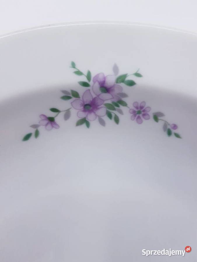 Zestaw polskiej porcelany obiadowej Wawel Dąbrowa Górnicza
