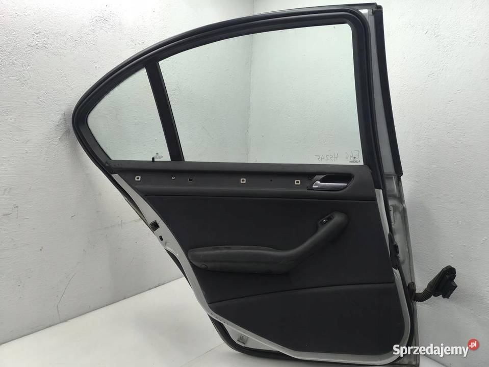 DRZWI LEWY TYŁ BMW E46 LIFT 20D sprzedam