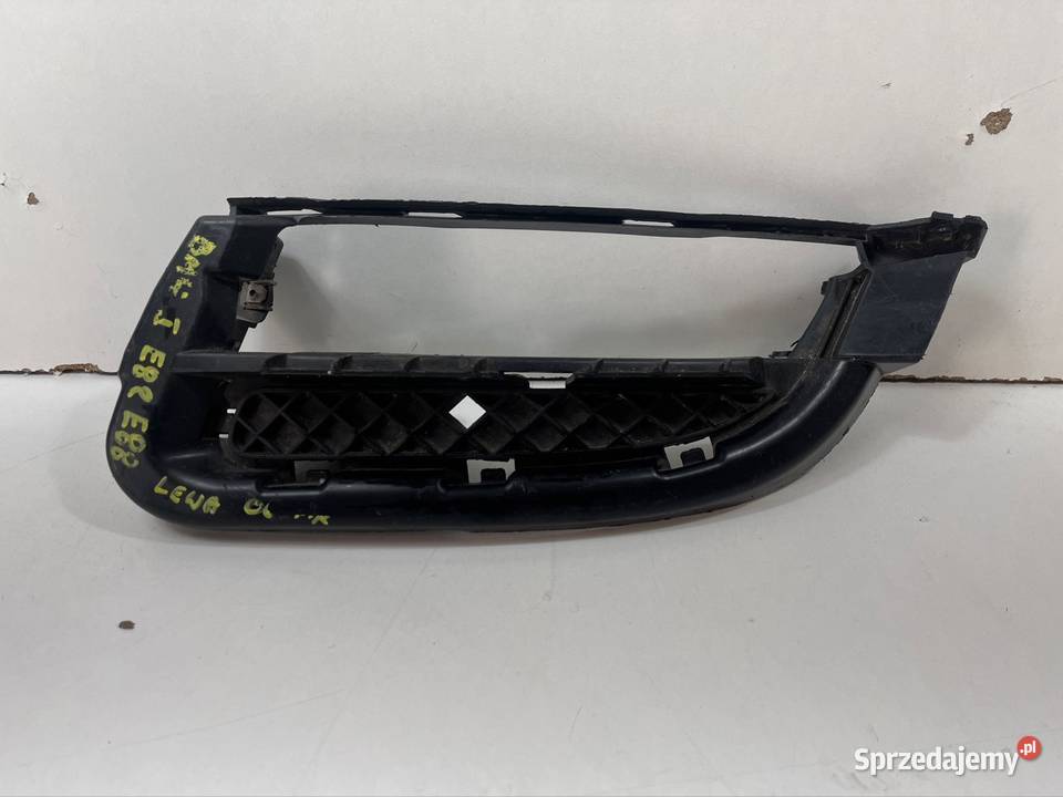 LEWA KRATKA RAMKA HALOGENU BMW E82 E88 Międzychód