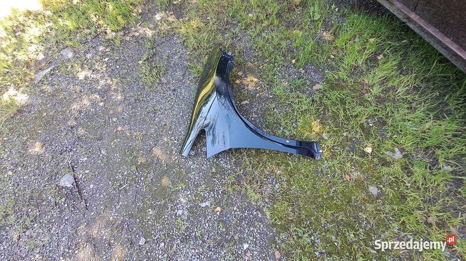 Honda civic Vlll ufo błotnik prawy przód osobowe Wieliczka sprzedam