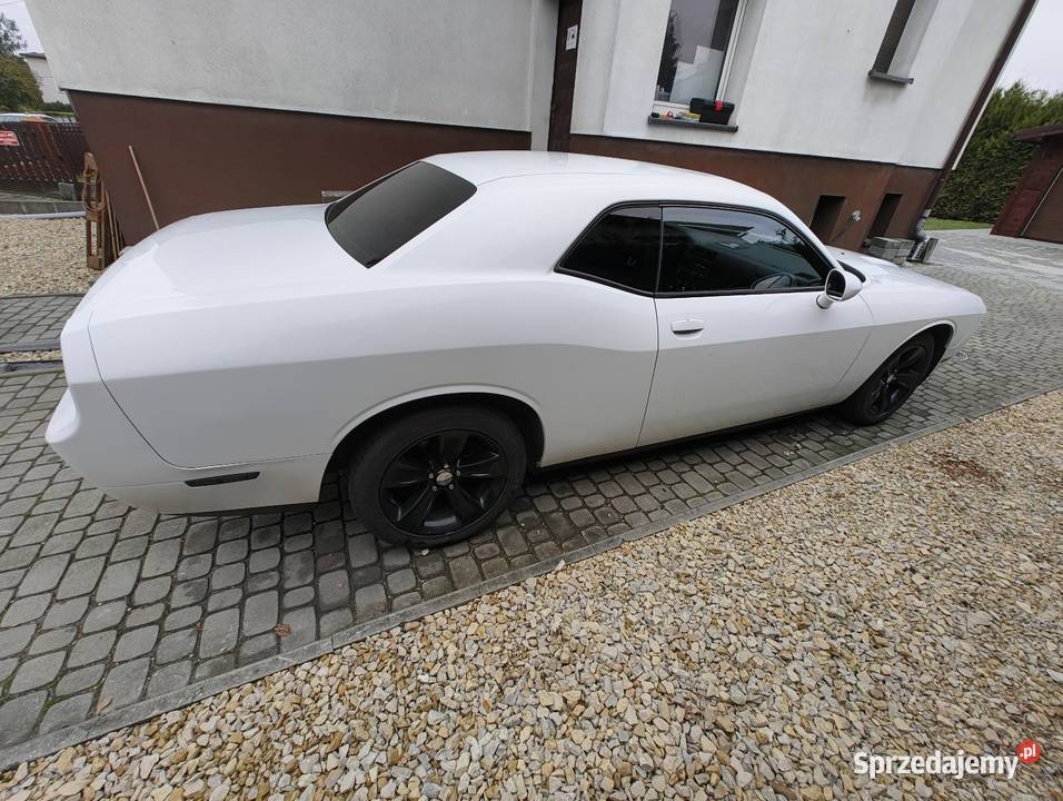 Dodge Challenger 36 V6 pentastar VVT śląskie Żory