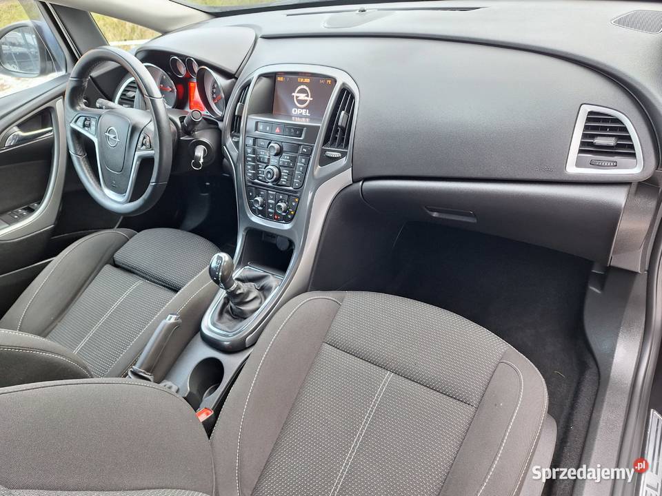 OPEL ASTRA SEDAN 17 CDTI SERWISOWANY ASR (kontrola trakcji) lubelskie Zamość sprzedam