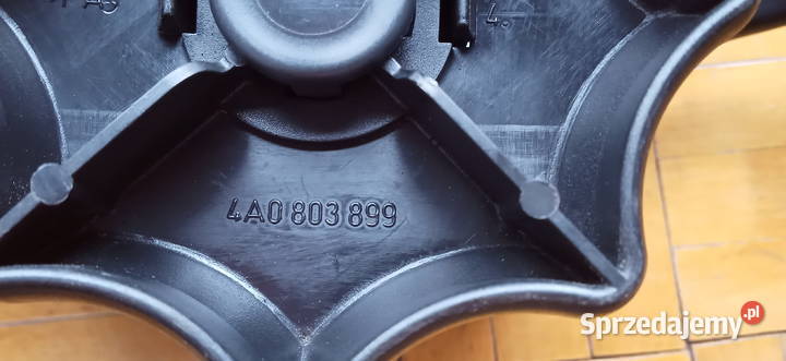 Audi A8 D2 Śruba koła zapasowego 4A0803899 Wyposażenie wnętrza Dębica